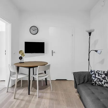 Apartament Rondo Daszyńskiego N3 - 8th Floor, View, Subway - By Rentujemy *