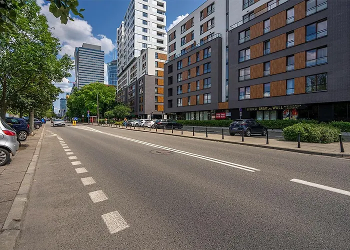 Rondo Daszynskiego N3 - 8th Floor, View, Subway - By Rentujemy * Warszawa