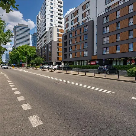 Rondo Daszynskiego N3 - 8th Floor, View, Subway - By Rentujemy * Varšava